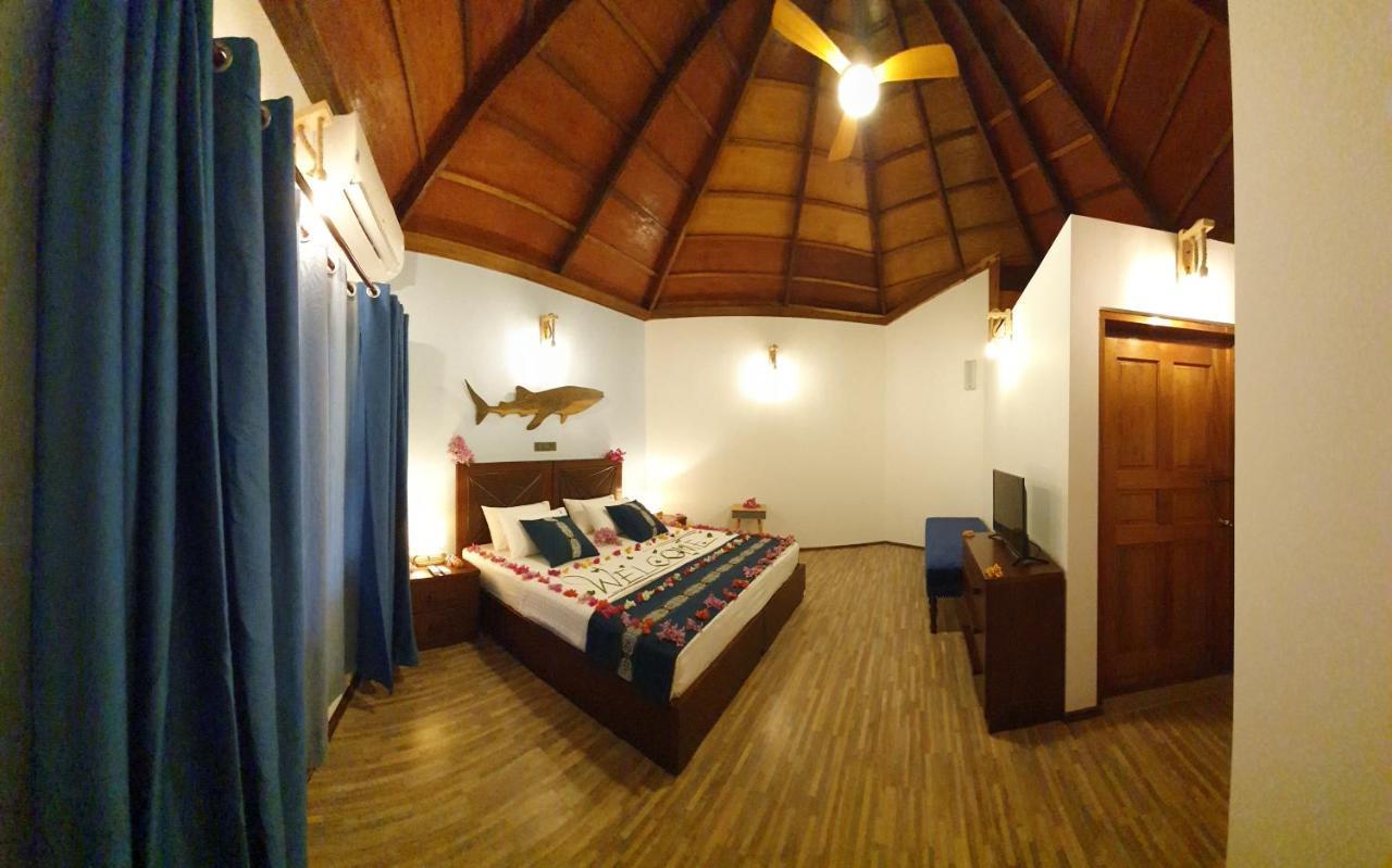 Blue World Dharavandhoo Exterior photo