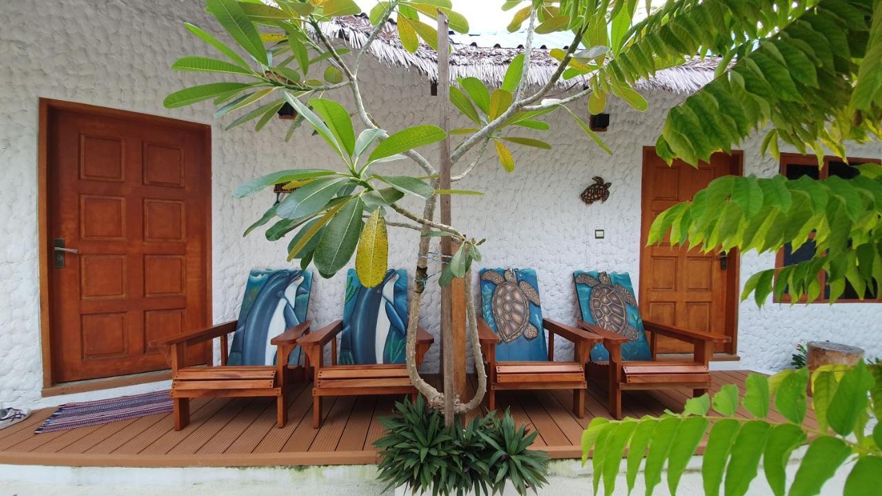 Blue World Dharavandhoo Exterior photo