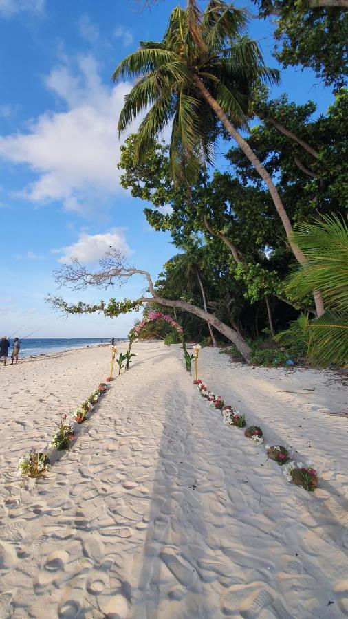 Blue World Dharavandhoo Exterior photo